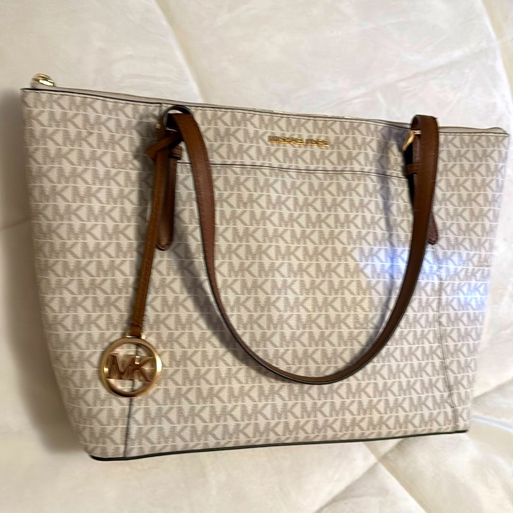 Michael Kors bag